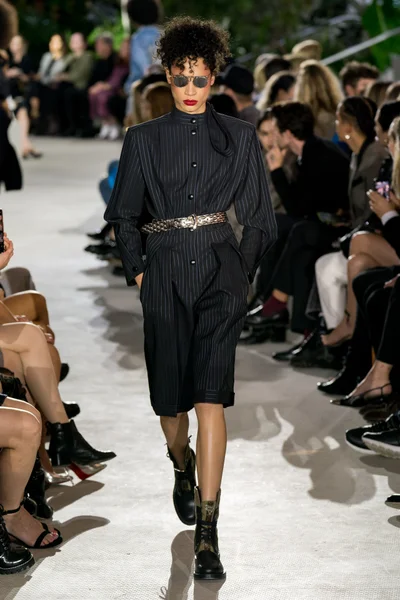 Look 20